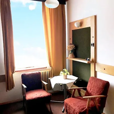 Dom Na Stoku Narciarskim 度假居 *