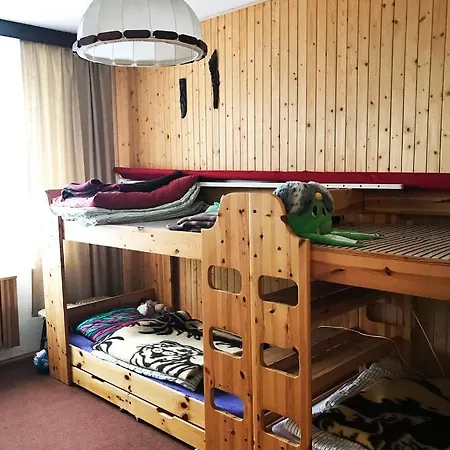 Dom Na Stoku Narciarskim